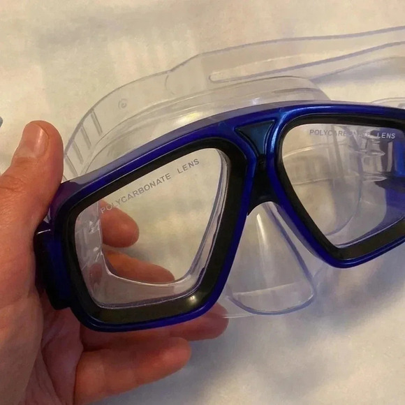 Bunch of swilling goggles 🥽 - Picture 3 of 4